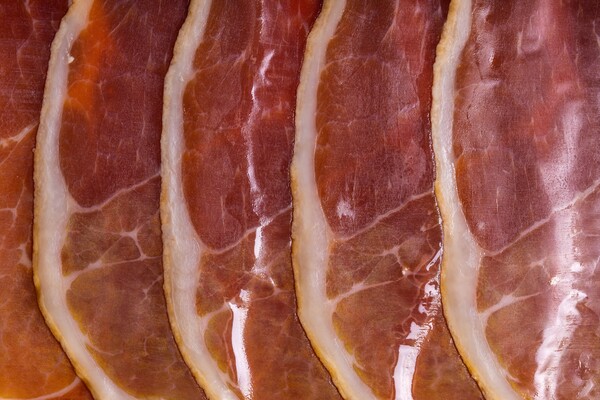 Хамон Серрано (нарезка), кг